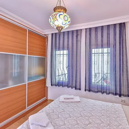 Sesta For 2 People In Center Lejlighed *