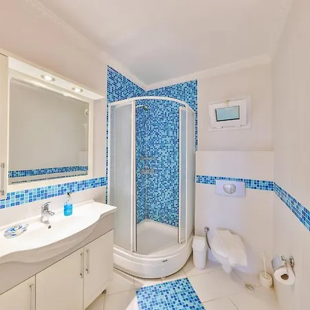 Sesta For 2 People In Center Daire Kaş